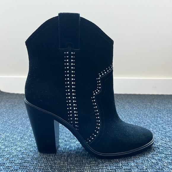 Joie Monte Cowboy inspired ankle Suede Boots NEW - 39 - Picture 2 of 6